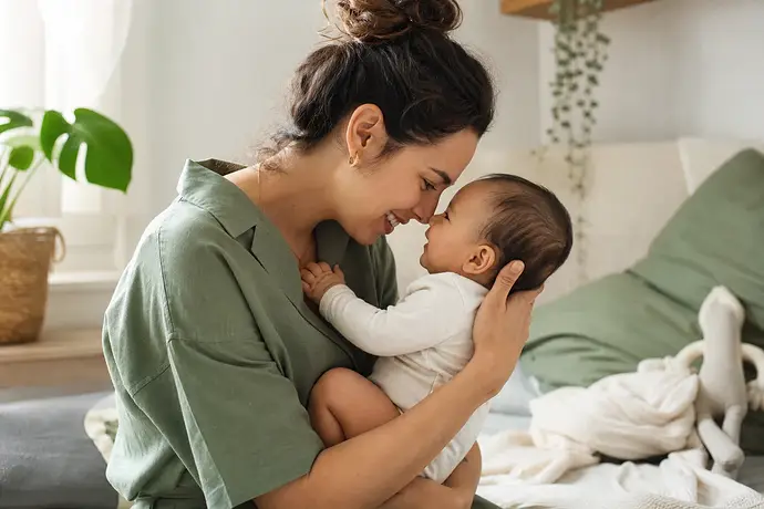 MomBaby editorial image: Guia da gravidez: Bebekle bağ kurmak için 5 ipucu